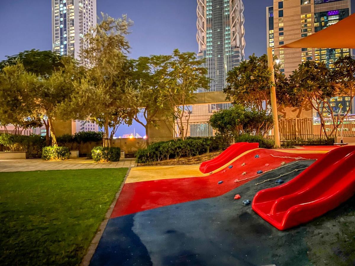Appartement Cosmos Living Downtown Dubaï Extérieur photo